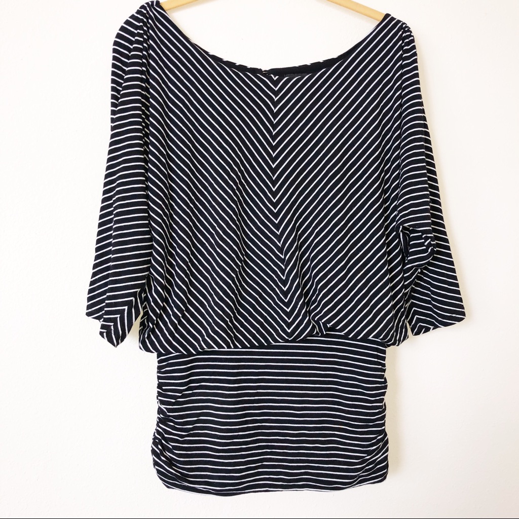 White House Black Market Black And White Top